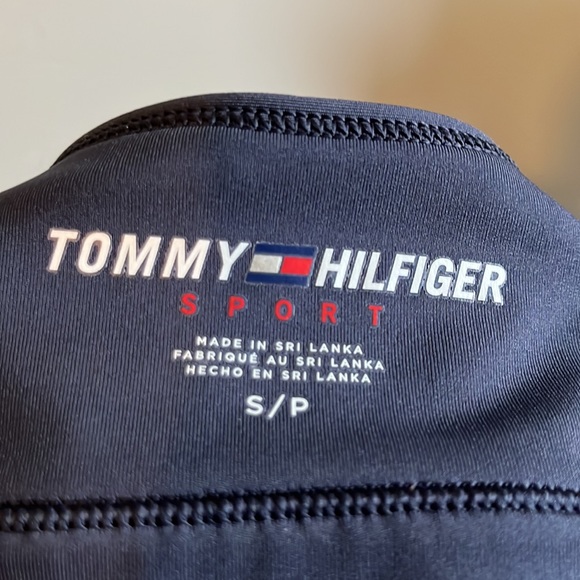 NWOT Tommy Hilfiger sports bra - Picture 3 of 3